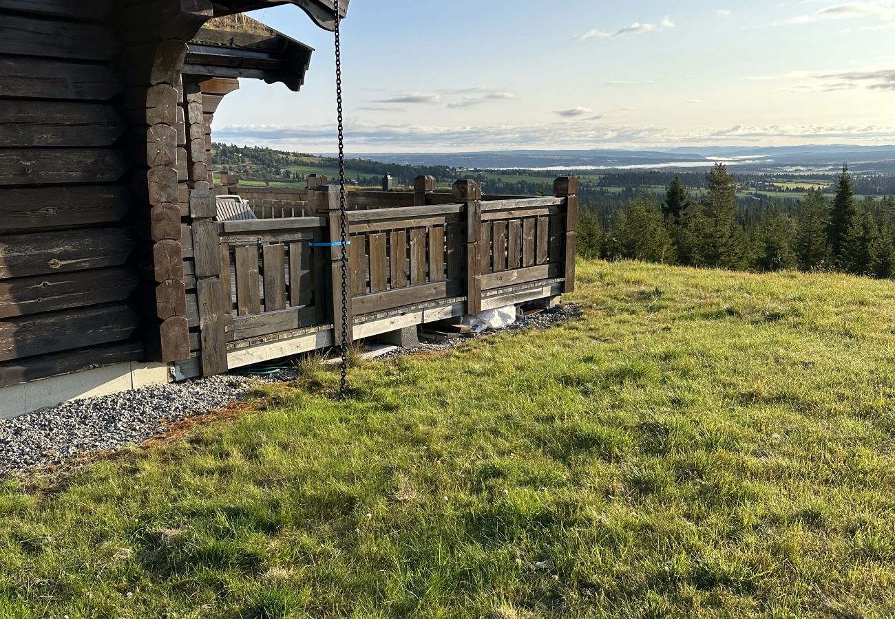 Cabin in Gol - Charming Log Cabin with 3 Bedrooms on Golsfjellet