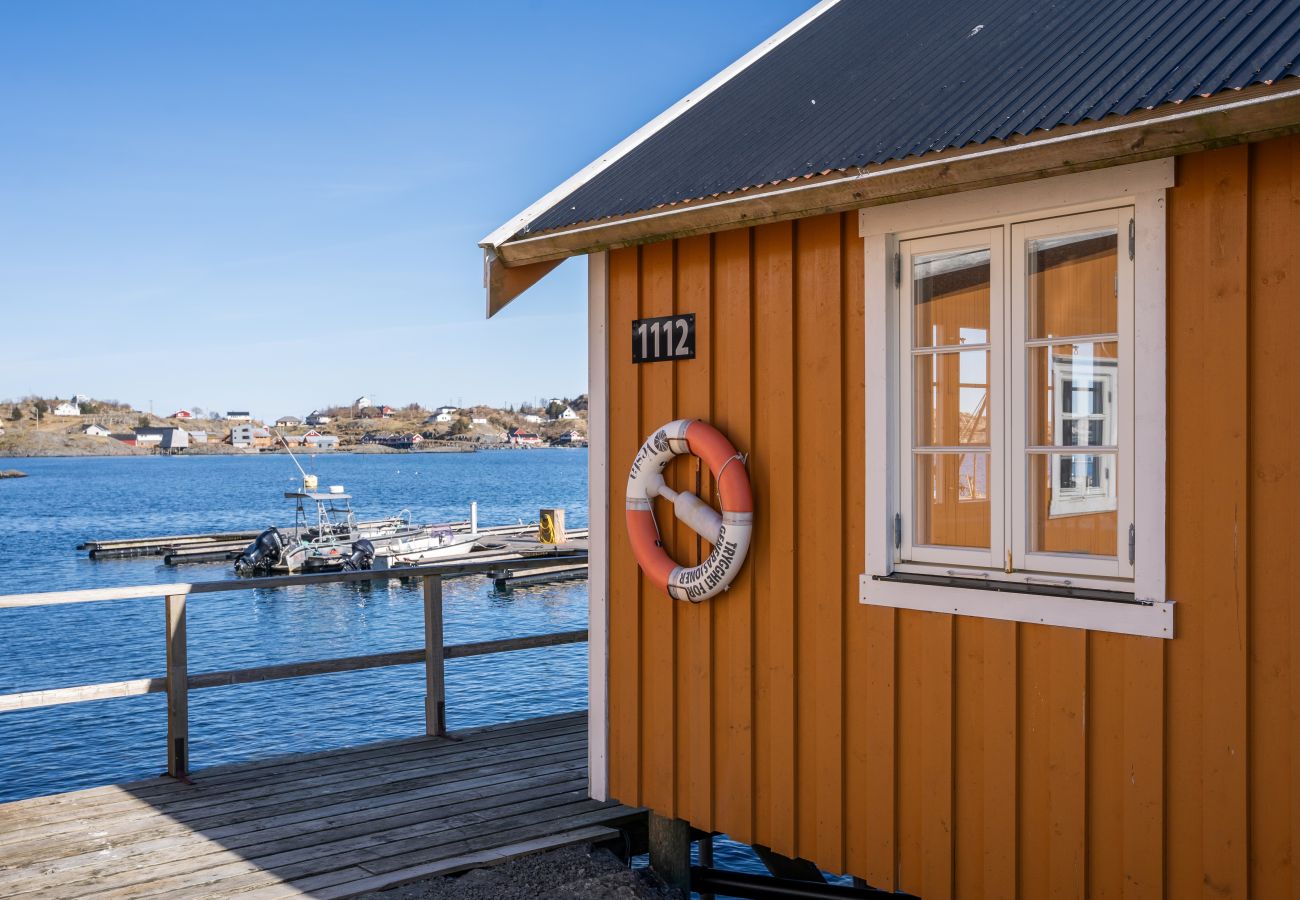 Cottage in Moskenes - Åsebua - Renovated rorbu with seaview