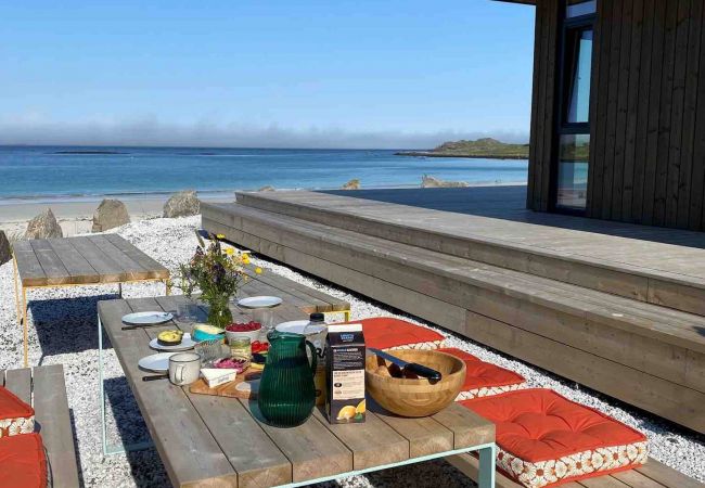 Villa in Flakstad - Exclusive Beach House Ramberg – Your Private Oasis Villa in Flakstad - Exclusive Beach House Ramberg – Your Private Oasis