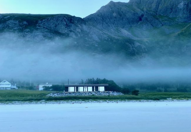 Villa in Flakstad - Exclusive Beach House Ramberg – Your Private Oasis Villa in Flakstad - Exclusive Beach House Ramberg – Your Private Oasis