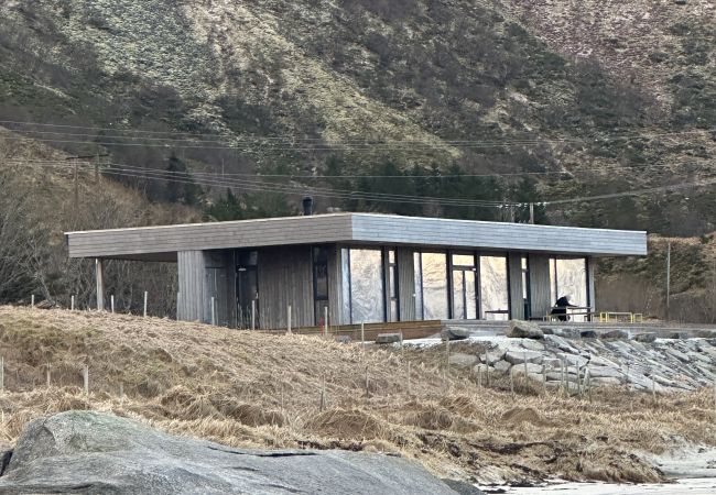 Villa in Flakstad - Exclusive Beach House Ramberg – Your Private Oasis Villa in Flakstad - Exclusive Beach House Ramberg – Your Private Oasis