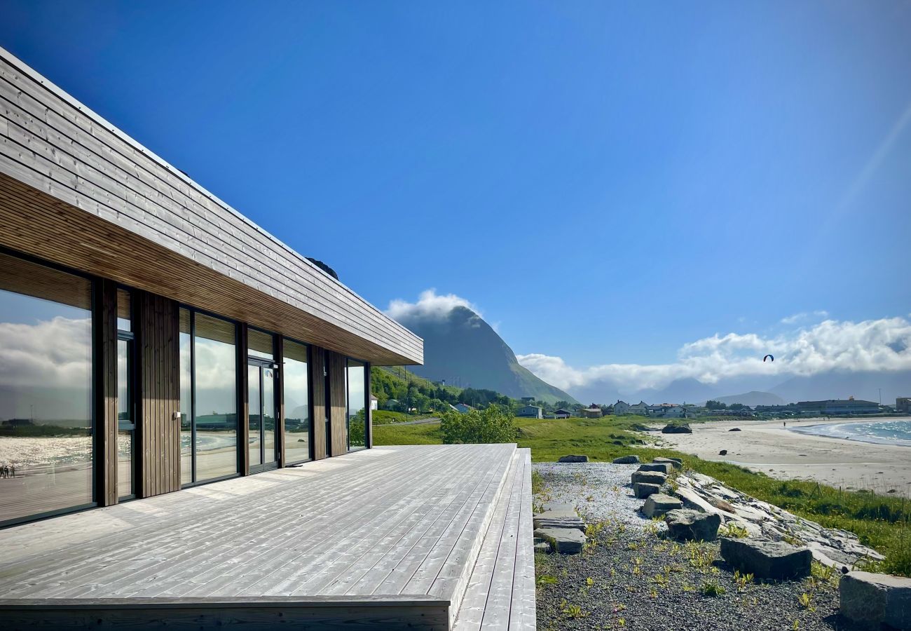 Villa in Flakstad - Exclusive Beach House Ramberg – Your Private Oasis