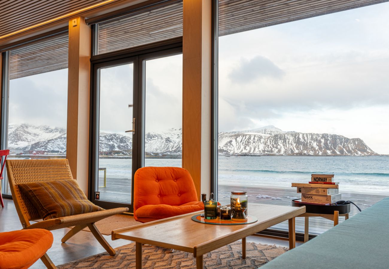 Villa in Flakstad - Exclusive Beach House Ramberg – Your Private Oasis