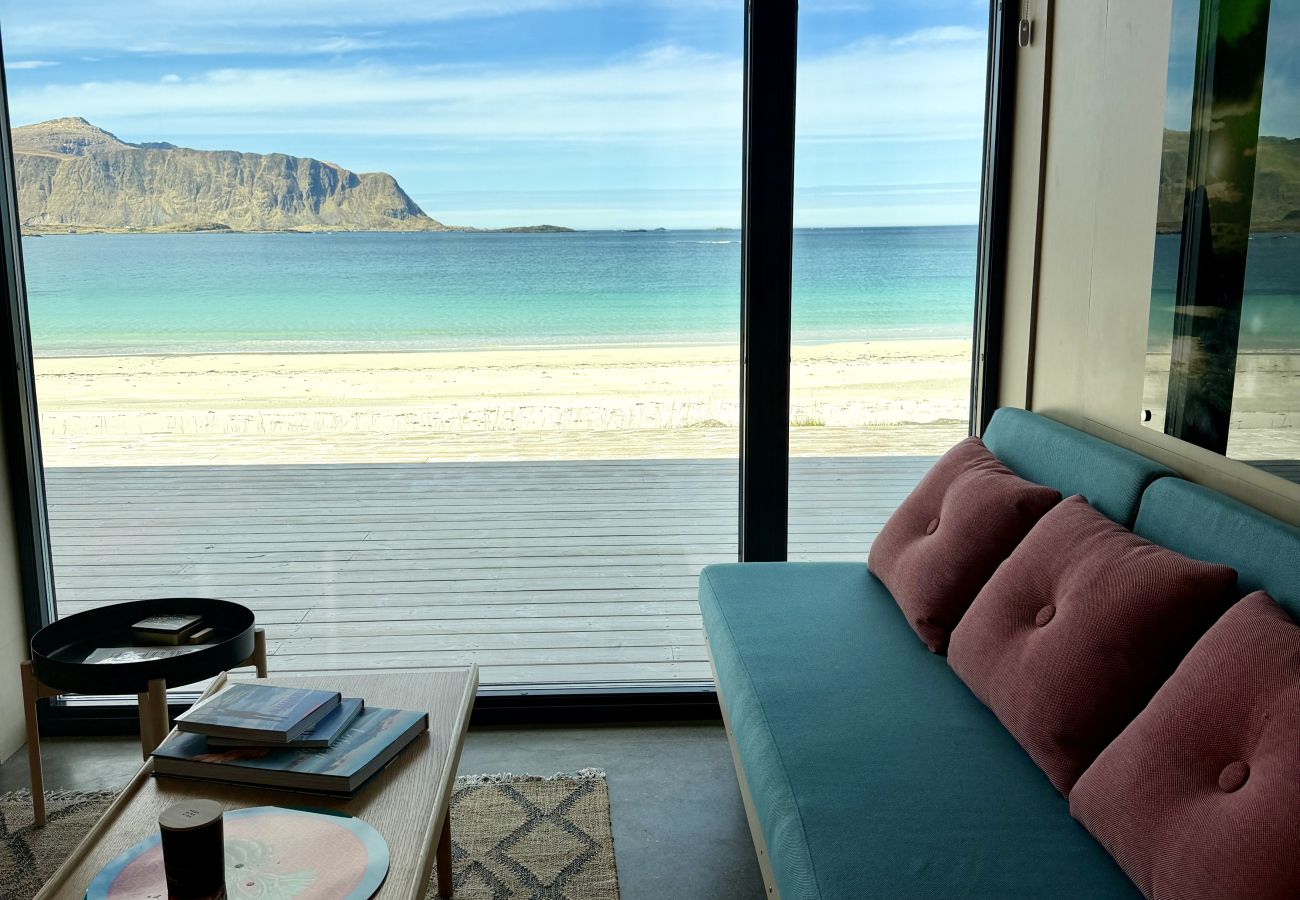 Villa in Flakstad - Exclusive Beach House Ramberg – Your Private Oasis