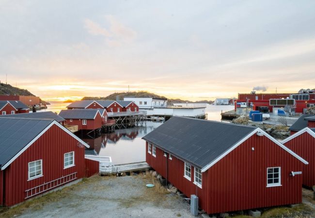 Cabin in Vestvågøy - Authentic Lofoten Rorbu Cabin in Vestvågøy - Authentic Lofoten Rorbu