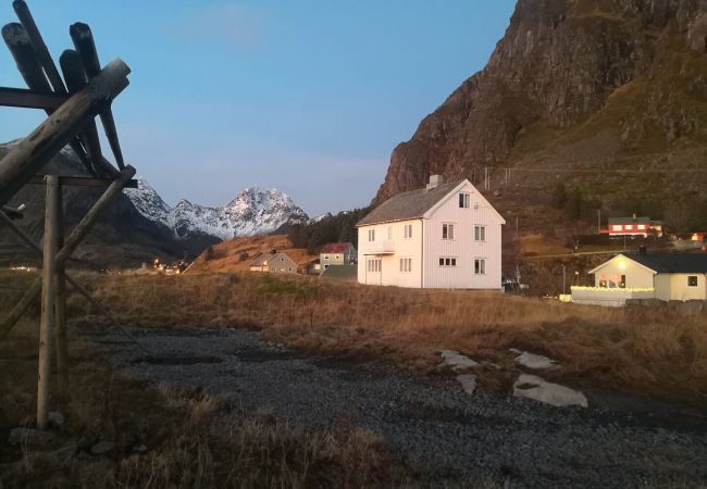 House in Moskenes - House with amazing view & location in Tind House in Moskenes - House with amazing view & location in Tind