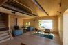 Cabin in Flakstad - Minkfarmen: Spacious seaside cabin w/scenic view Cabin in Flakstad - Minkfarmen: Spacious seaside cabin w/scenic view