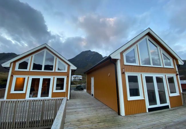 Cabin in Flakstad - Modern Rorbu Ryten 1