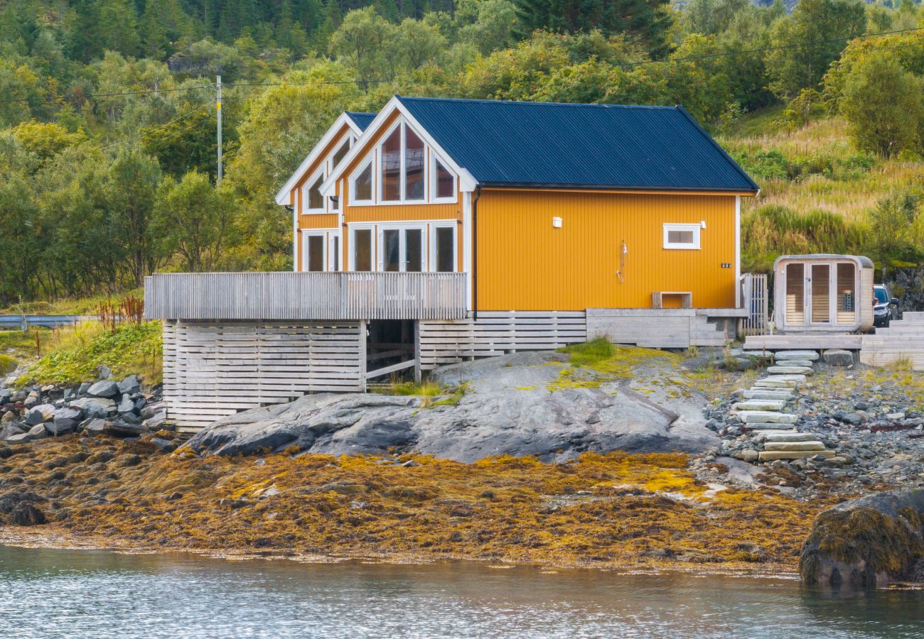 Cabin in Flakstad - Fjordview Ryten 1 Retreat