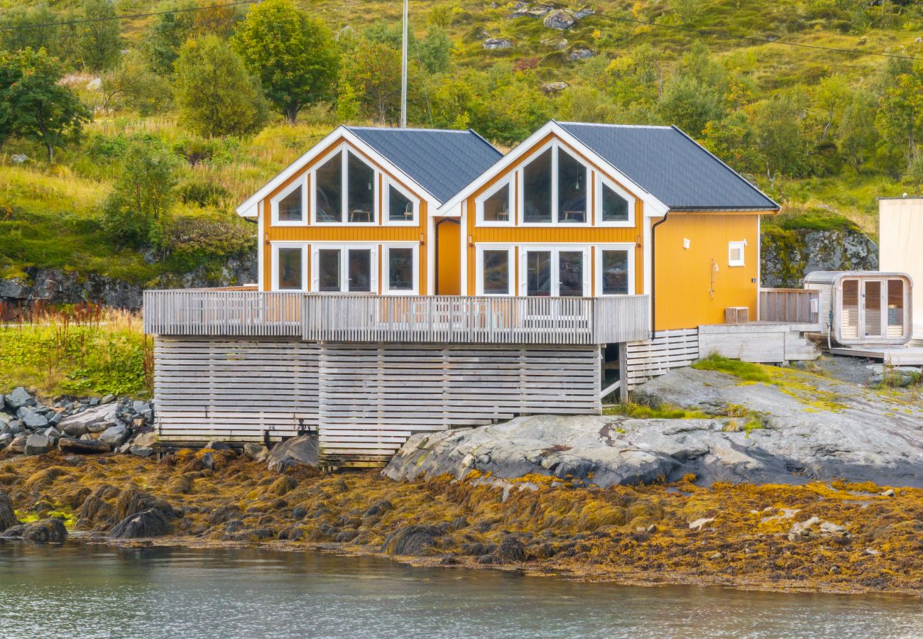 Cabin in Flakstad - Fjordview Ryten 1 Retreat