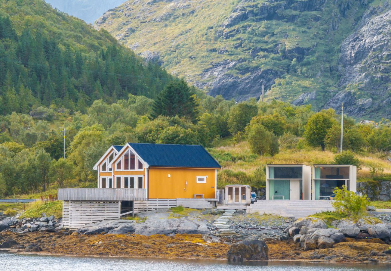 Cabin in Flakstad - Fjordview Ryten 1 Retreat