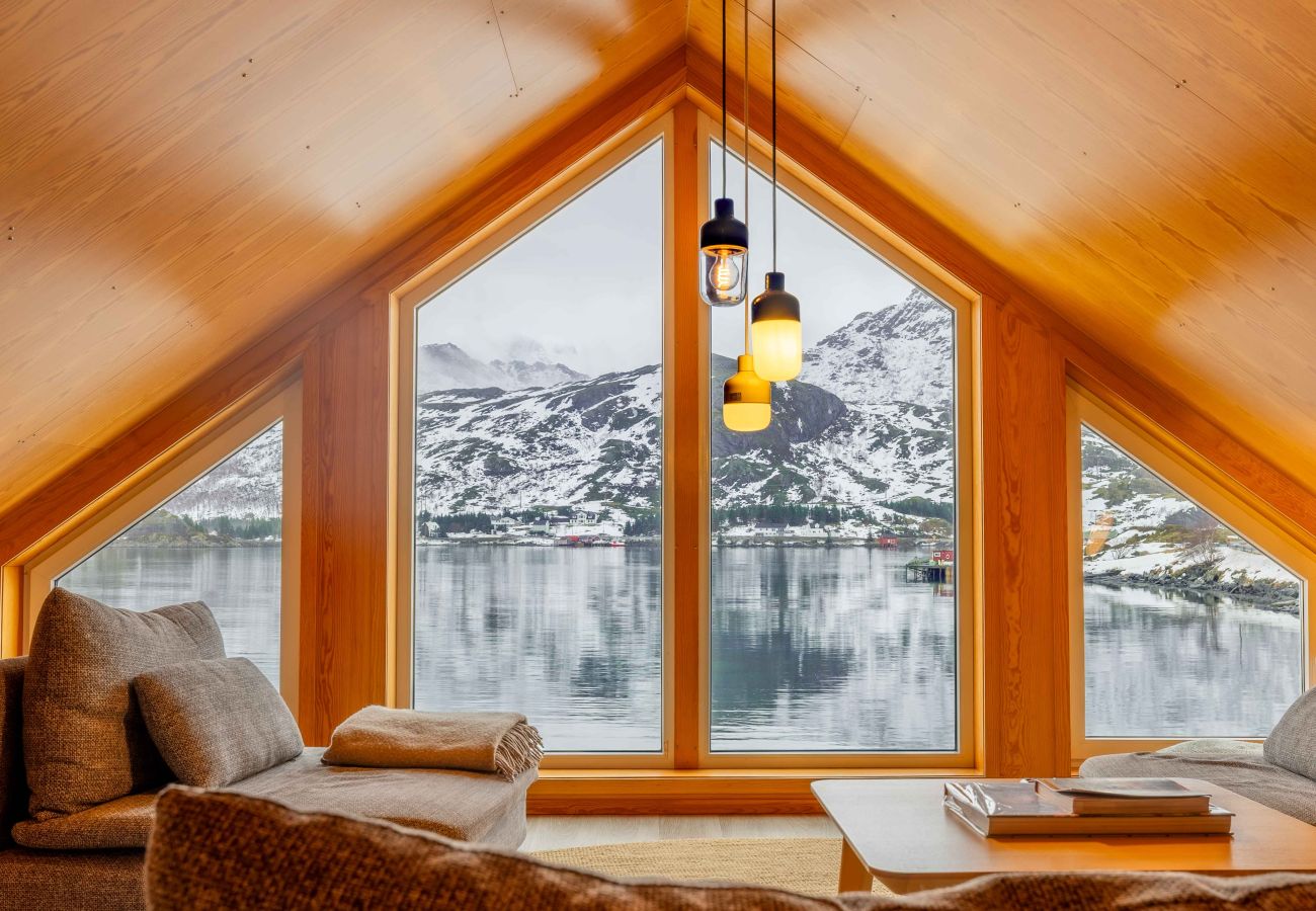 Cottage in Flakstad - Fjordview Ryten 1 Retreat