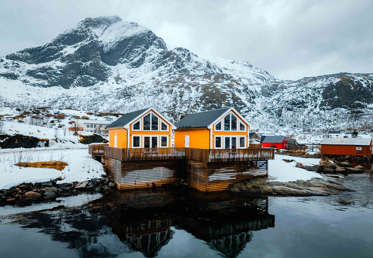 Cottage in Flakstad - Fjordview Ryten 1 Retreat