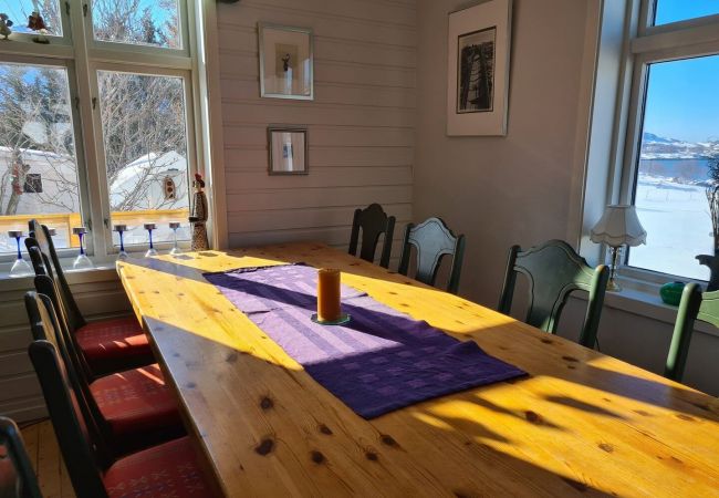 House in Vestvågøy - Peaceful property with spectacular sea view House in Vestvågøy - Peaceful property with spectacular sea view