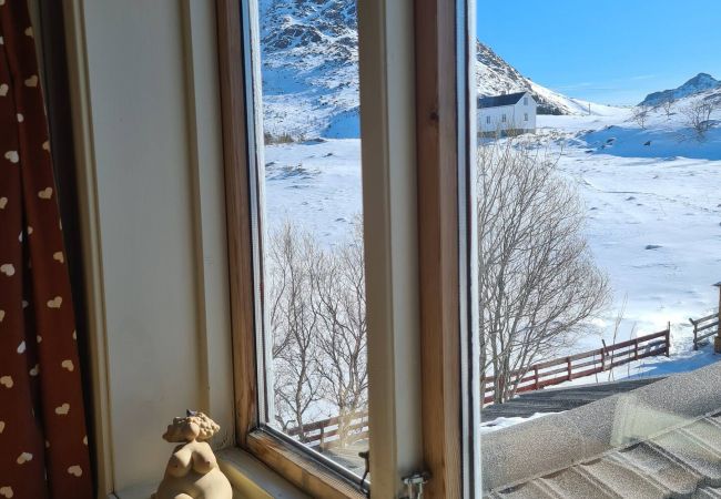 House in Vestvågøy - Peaceful property with spectacular sea view House in Vestvågøy - Peaceful property with spectacular sea view