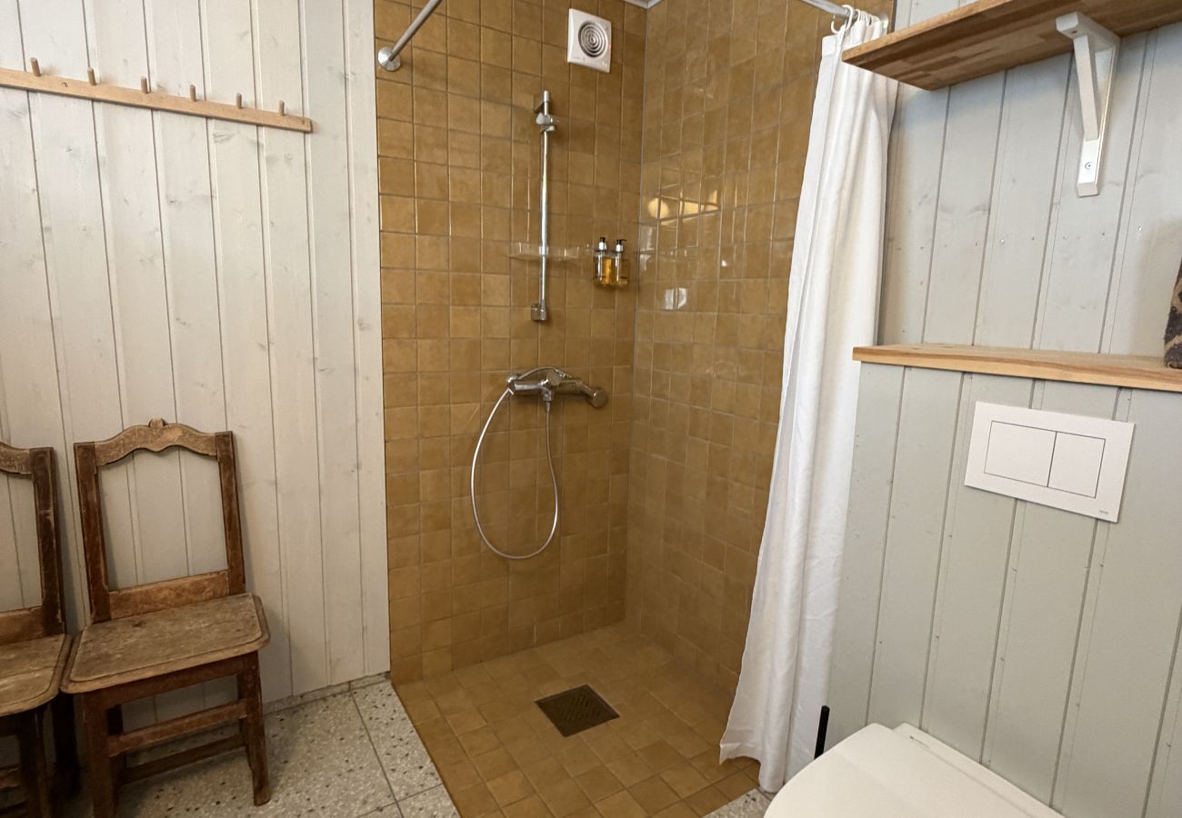 House in Moskenes - Historic House, 1880 – Stunning Panoramic Views