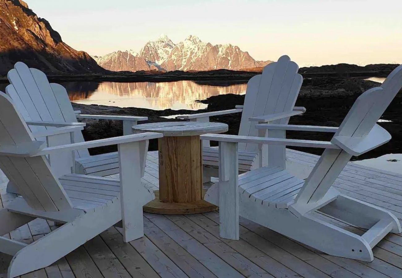 Cabin in Vestvågøy - Valberg High Quality Seaview Cabin
