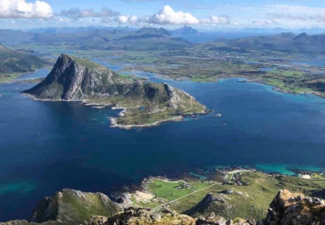 House in Flakstad - Big house in amazing Napp, Lofoten House in Flakstad - Big house in amazing Napp, Lofoten