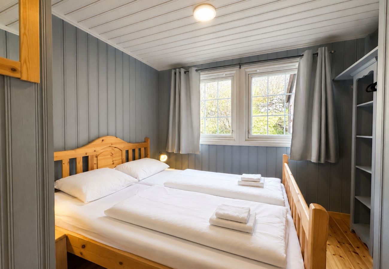 Cabin in Hol - Cottage Yard - cozy Cabin