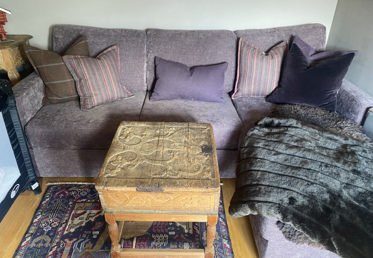 Apartment in Hol - Sjelefred - stor leilighet med sentral beliggenhet Apartment in Hol - Sjelefred - stor leilighet med sentral beliggenhet