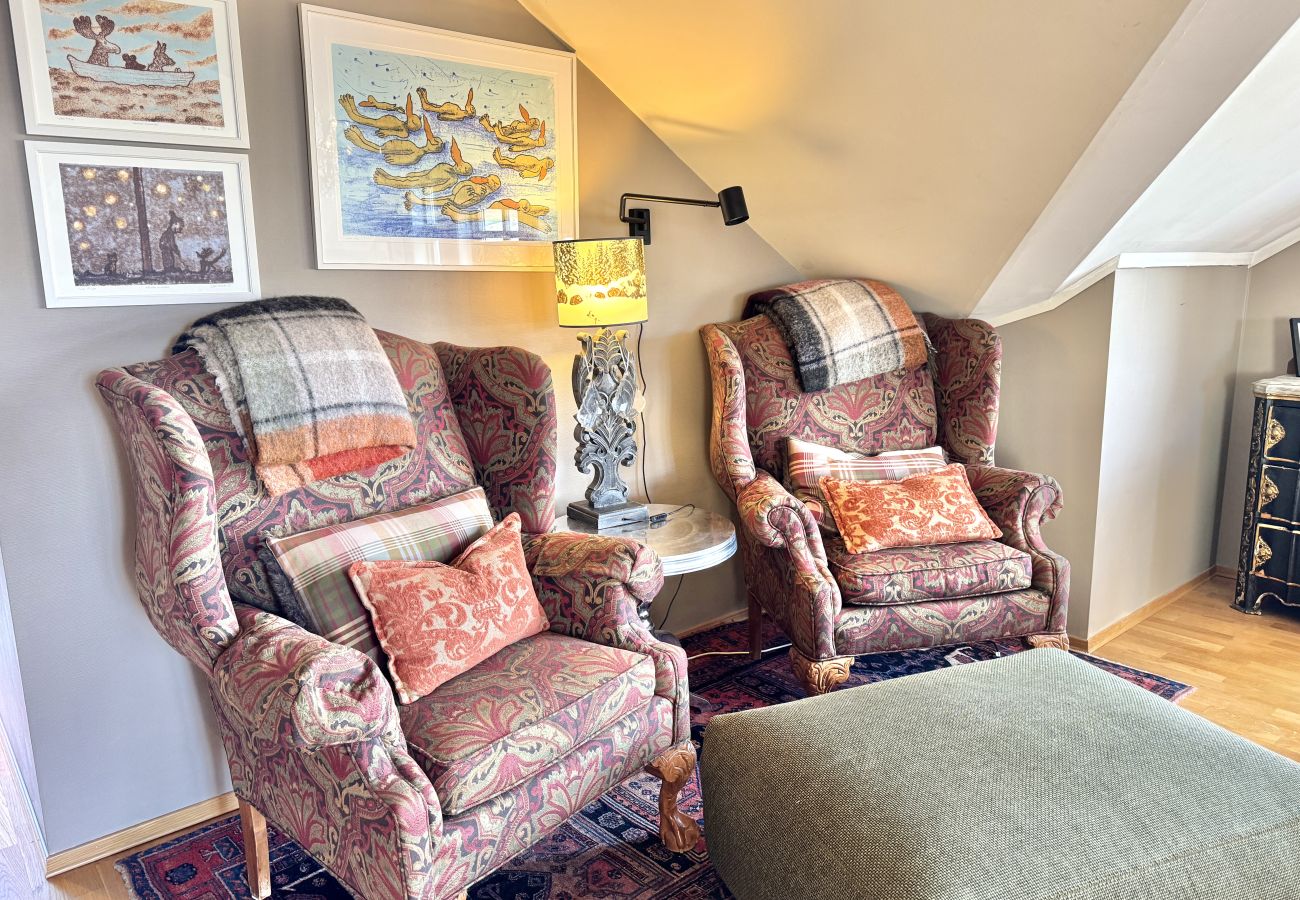 Apartment in Hol - Sjelefred - stor leilighet med sentral beliggenhet Apartment in Hol - Sjelefred - stor leilighet med sentral beliggenhet