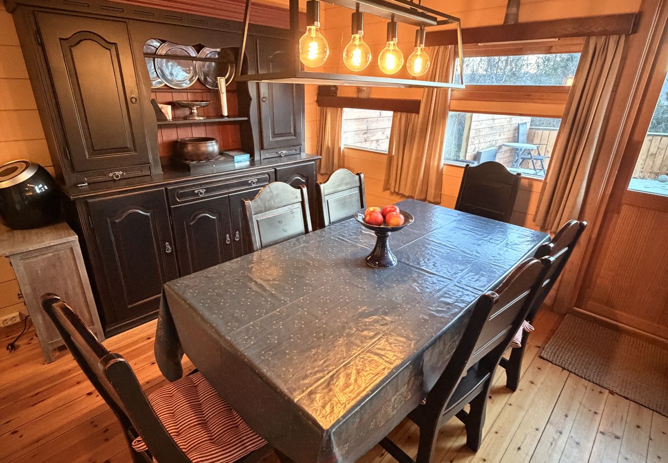 Cabin in Hol - Cozy cabin on Geilo with jacuzzi, 5 min to ski slopes