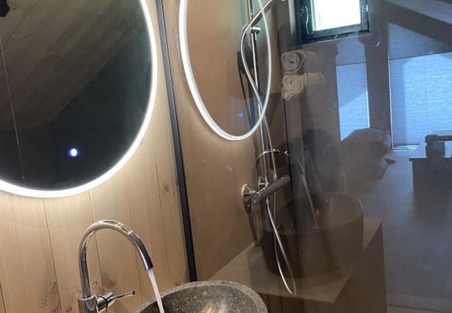 Villa in Hol - Large Modern Cabin - Beautiful Surroundings - 10 Minutes from Geilo Villa in Hol - Large Modern Cabin - Beautiful Surroundings - 10 Minutes from Geilo