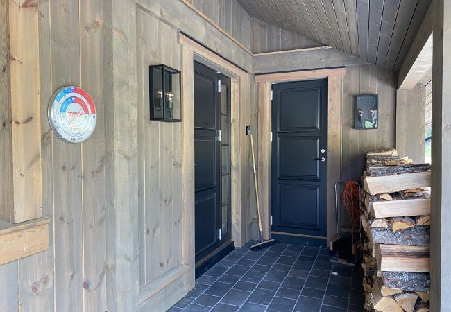 Villa in Hol - Large Modern Cabin - Beautiful Surroundings - 10 Minutes from Geilo Villa in Hol - Large Modern Cabin - Beautiful Surroundings - 10 Minutes from Geilo
