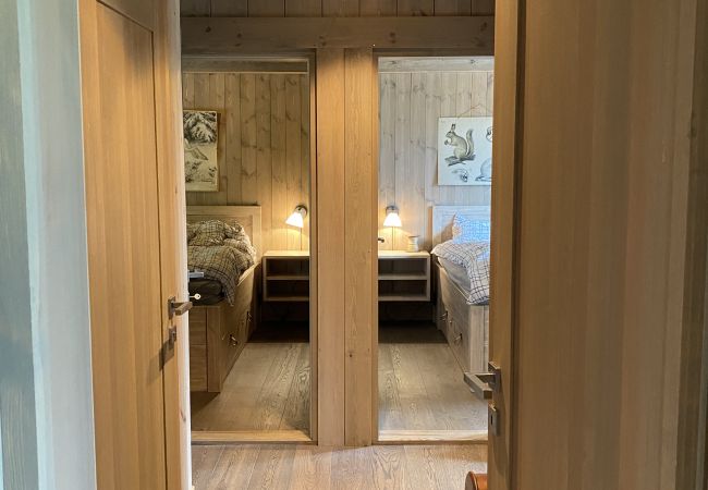 Villa in Hol - Large Modern Cabin - Beautiful Surroundings - 10 Minutes from Geilo Villa in Hol - Large Modern Cabin - Beautiful Surroundings - 10 Minutes from Geilo