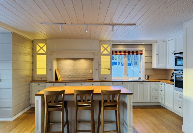 House in Hol -  Centrally located cabin for rent in Geilo – Perfect for all seasons! House in Hol -  Centrally located cabin for rent in Geilo – Perfect for all seasons!