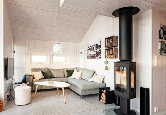 Cabin in Flakstad -  Væranes- Ny hytte med flott utsikt Cabin in Flakstad -  Væranes- Ny hytte med flott utsikt