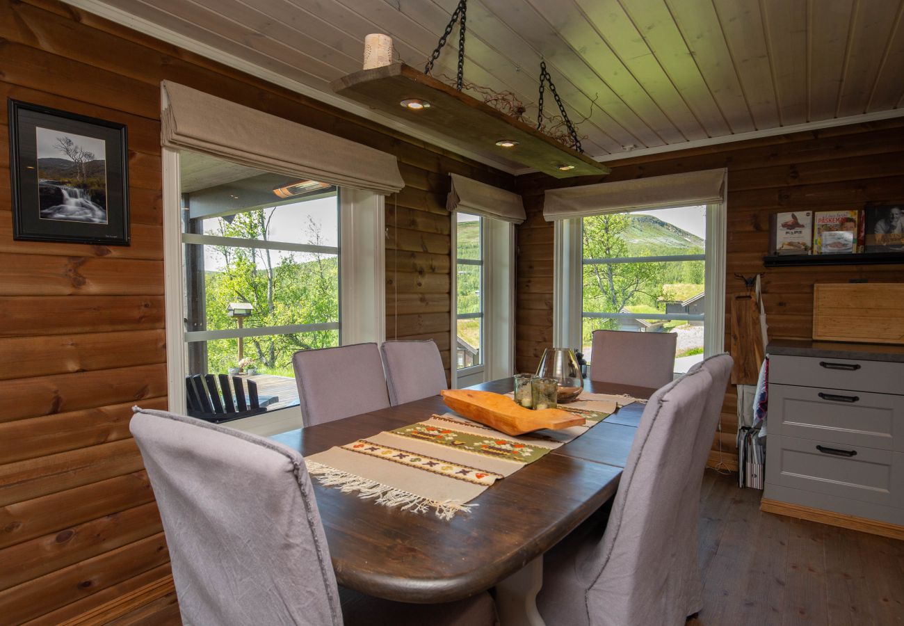 Cabin in Hol - Beautiful Mountain Cabin with great view in Geilo