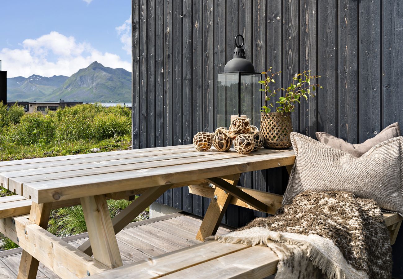 Cabin in Vågan - Lyngvær Luxury cabin with Sauna