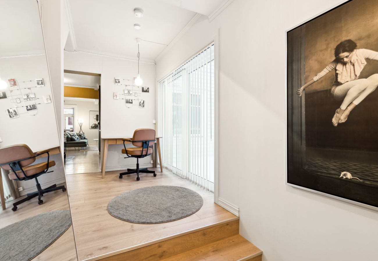 House in Tromsø - Stylish and spacious apartment in city center