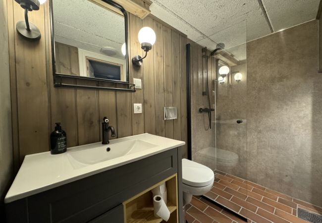 Cabin in Hol - Recently upgraded large beautiful cabin with fantastic views in Geilo Cabin in Hol - Recently upgraded large beautiful cabin with fantastic views in Geilo