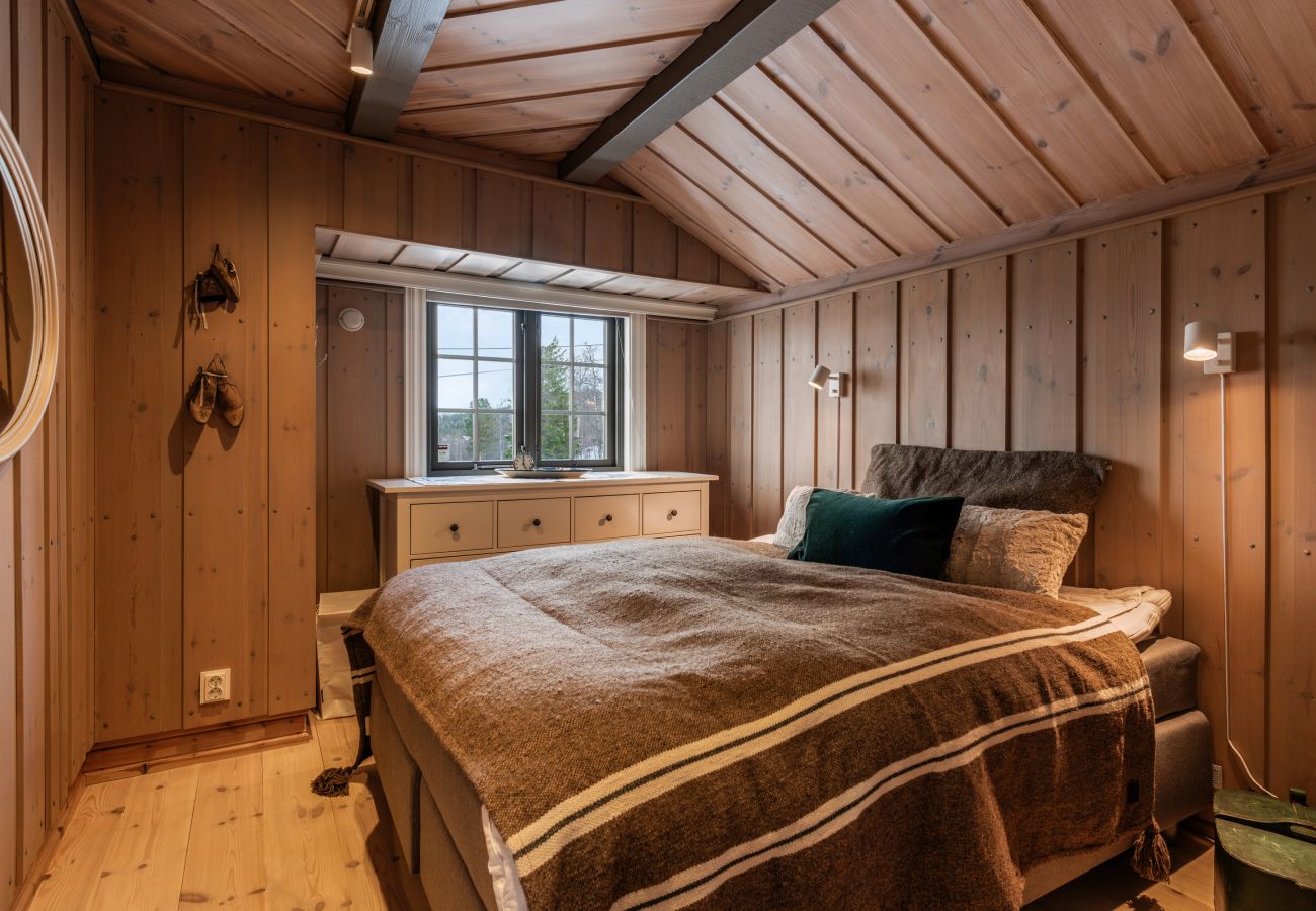 Cabin in Hol - Recently upgraded large beautiful cabin with fantastic views in Geilo