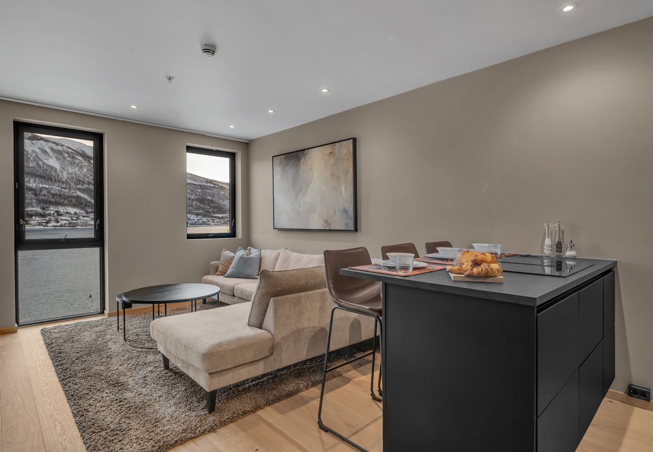 Apartment in Tromsø - Elegant apartment at Vervet in Tromsø with fantastic seaview Apartment