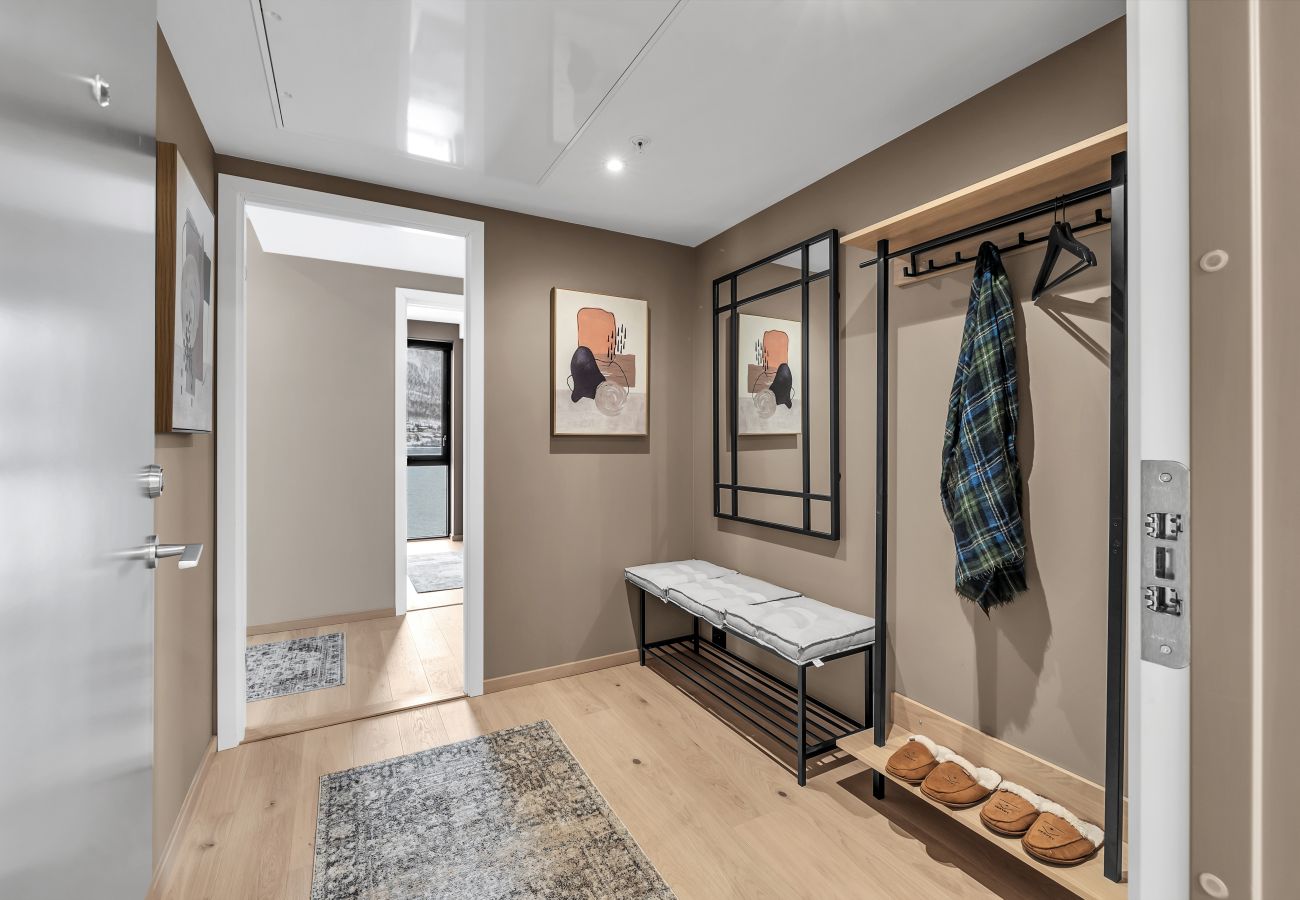 Apartment in Tromsø - Elegant apartment at Vervet in Tromsø with fantastic seaview Apartment