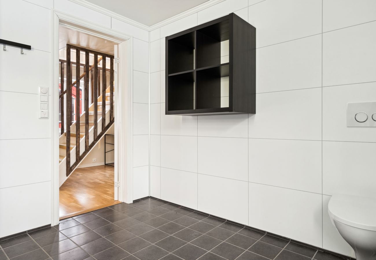Apartment in Vestvågøy - Stor rorbu med høy standard