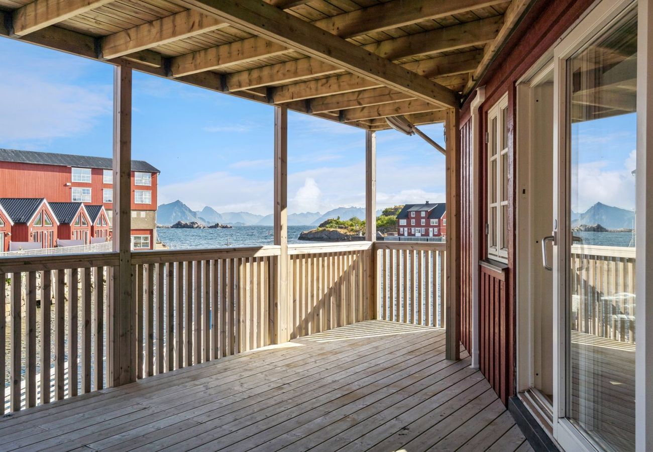 Apartment in Vestvågøy - Stor rorbu med høy standard