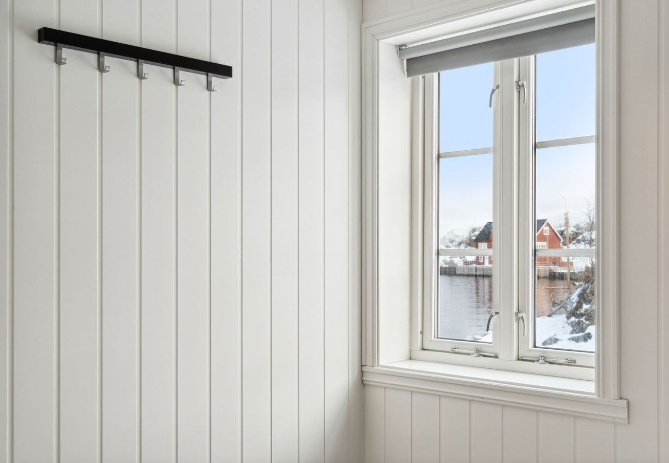 Apartment in Vestvågøy - Stor rorbu med høy standard
