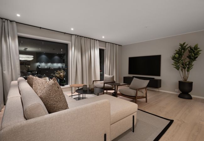 Apartment in Tromsø - Premium Waterfront Apartment–Sea & Mountain View  Apartment in Tromsø - Premium Waterfront Apartment–Sea & Mountain View