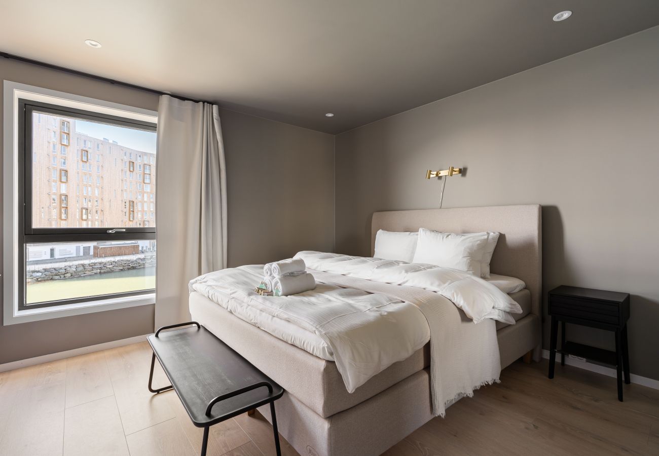 Apartment in Tromsø - Premium Waterfront Apartment–Sea & Mountain View 