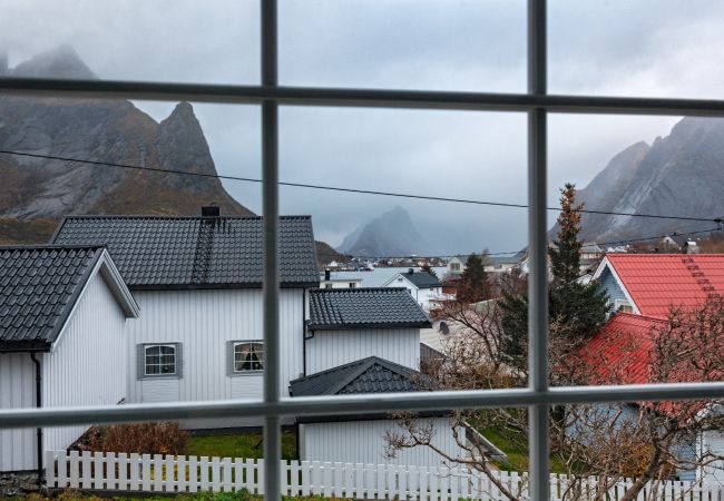 House in Moskenes - Luxury Home in the Heart of Reine, Lofoten House in Moskenes - Luxury Home in the Heart of Reine, Lofoten
