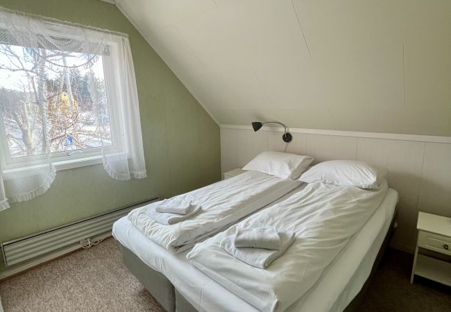 House in Vestvågøy - Budget apartment in Gravdal House in Vestvågøy - Budget apartment in Gravdal