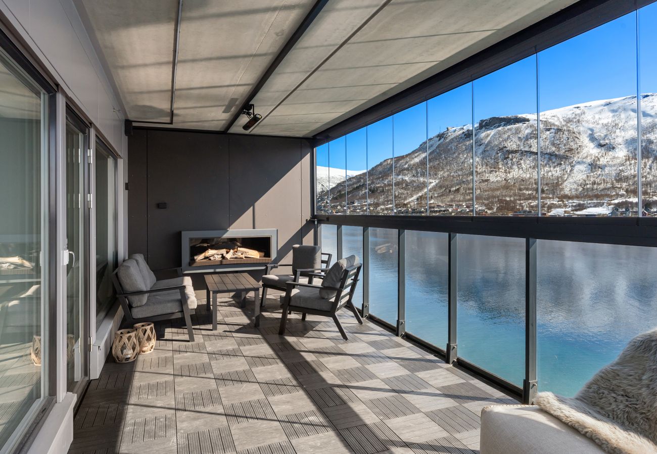 Apartment in Tromsø - Eight floor Premium Waterfront Penthouse