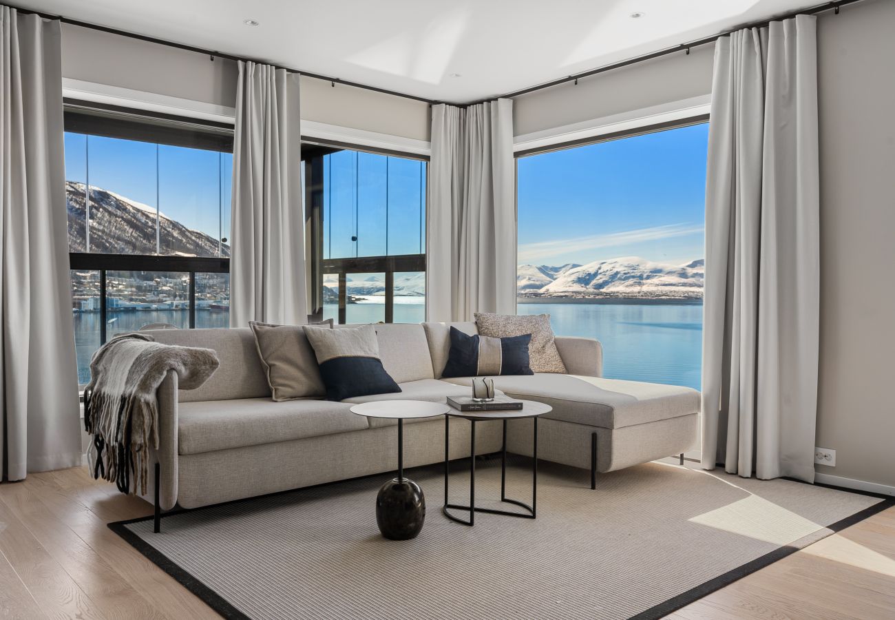 Apartment in Tromsø - Eight floor Premium Waterfront Penthouse