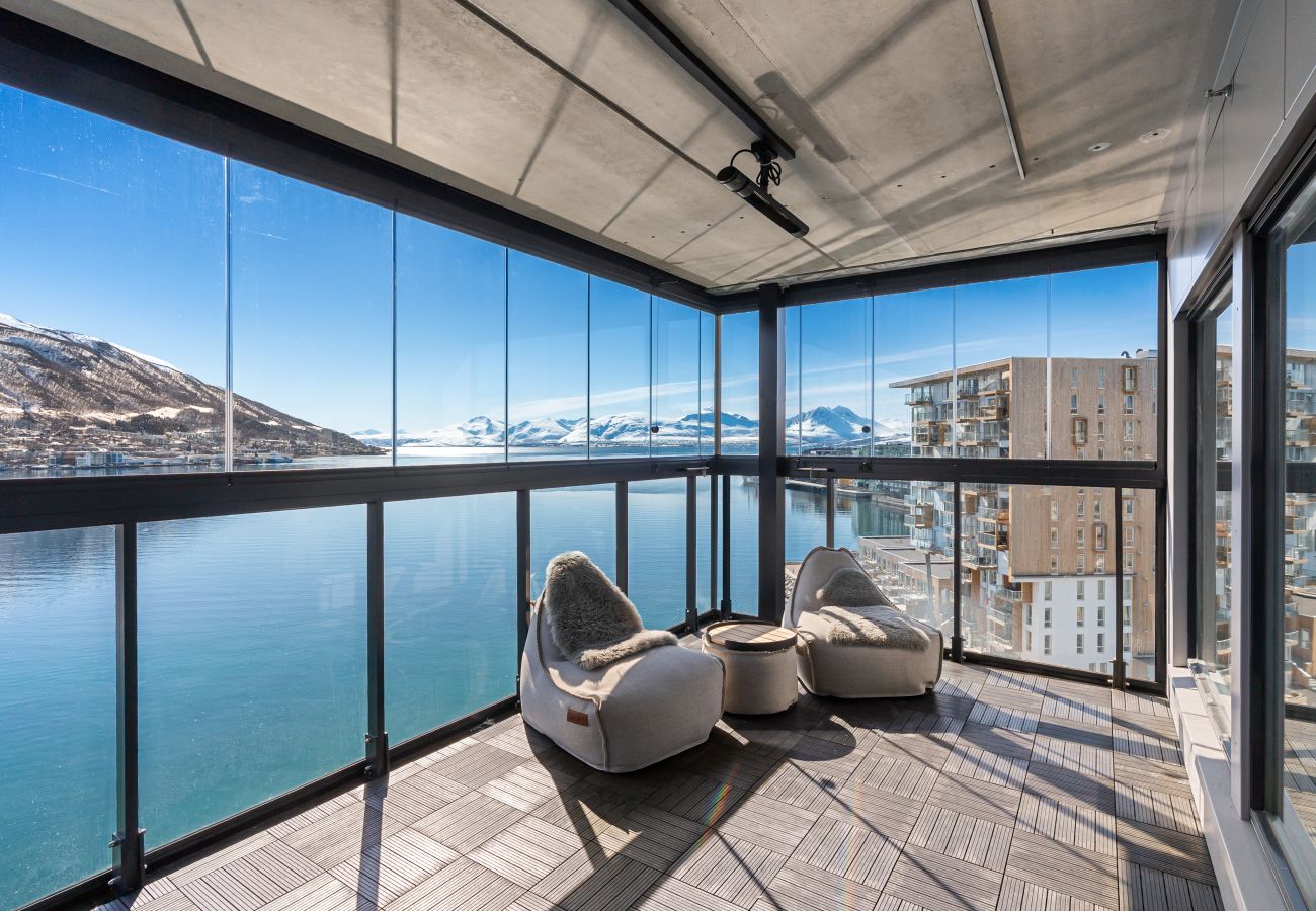 Apartment in Tromsø - Eight floor Premium Waterfront Penthouse