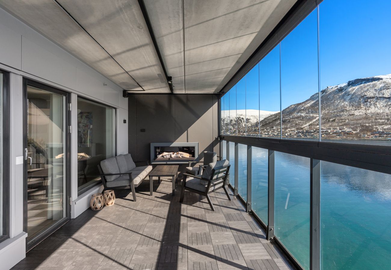 Apartment in Tromsø - Eight floor Premium Waterfront Penthouse