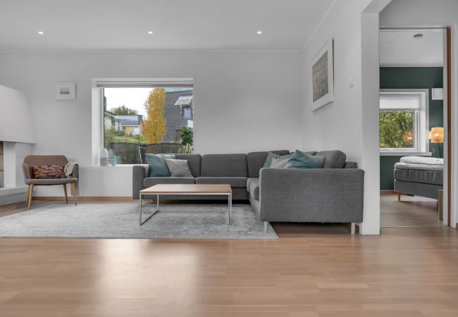 Villa in Tromsø - Villa with a view close to the city center Villa in Tromsø - Villa with a view close to the city center